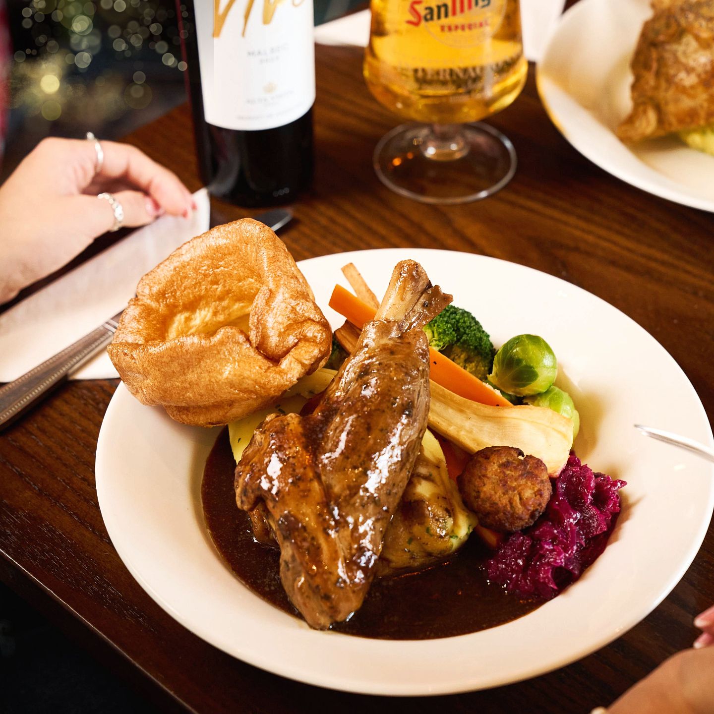 Christmas Day 2025 Lunch, Dinner & Dining at The Claregate in Tettenhall